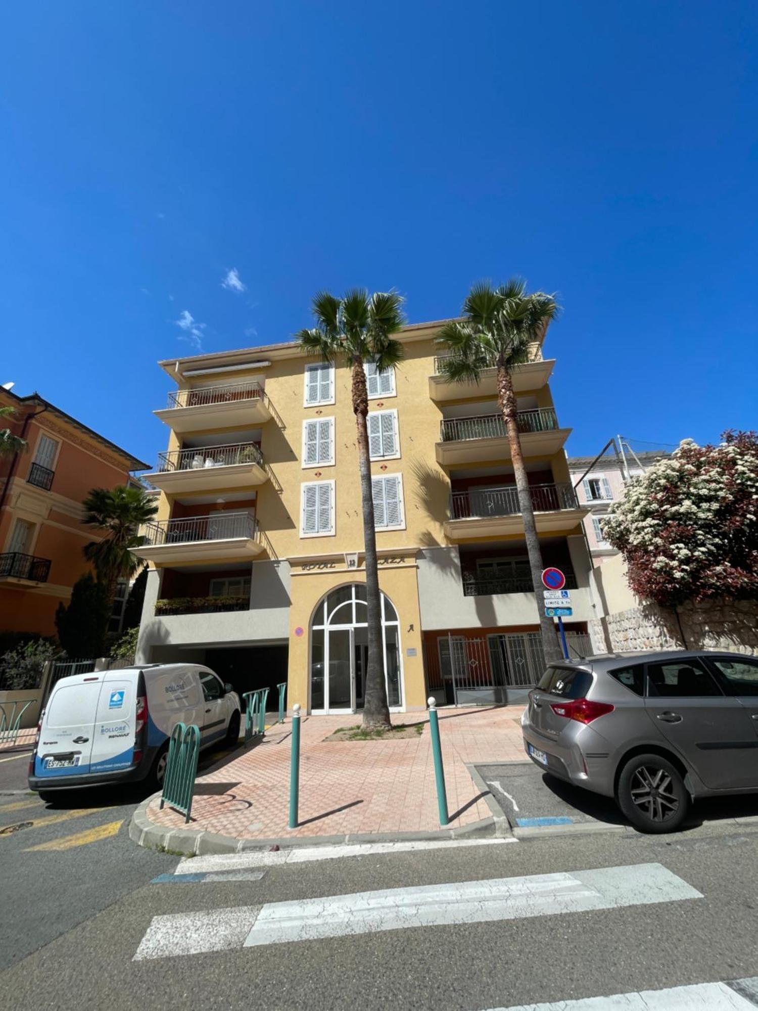 Royal Plazza, Beau T2 Centre Ville, Parking Menton Exterior foto